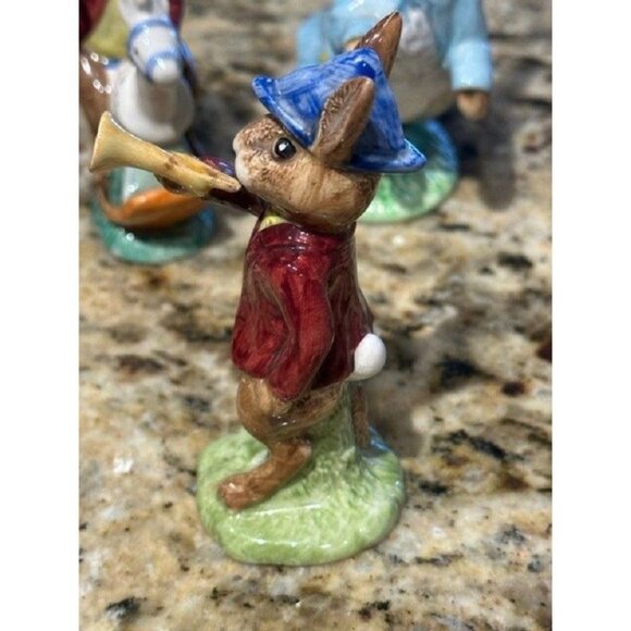 Bunnykins Figurines by Royal Doulton Rise & Shine DB 11 1974 - Picture 2 of 5